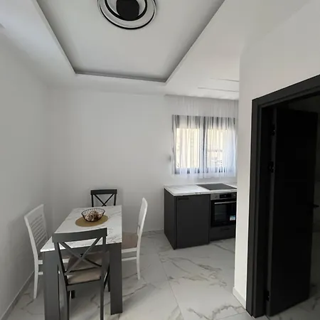 Merlin Prestige Apartment Budva