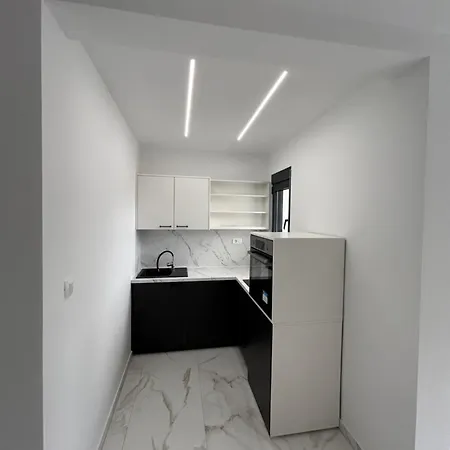 Merlin Prestige Apartment Budva