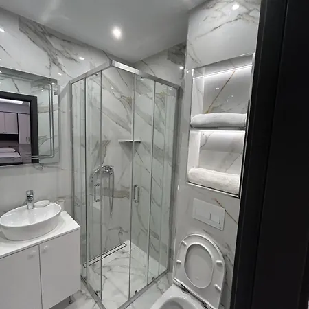 Merlin Prestige Apartment