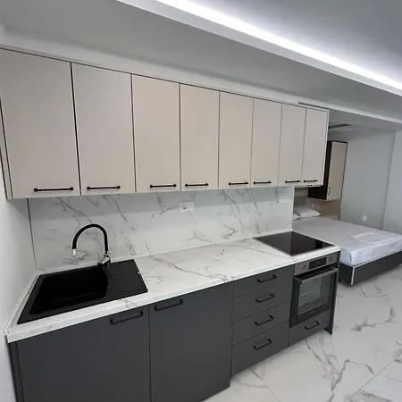 Merlin Prestige Apartment